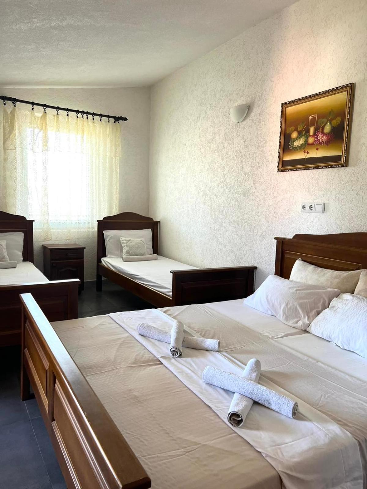 Apartments Vila Fata Ulcinj Buitenkant foto